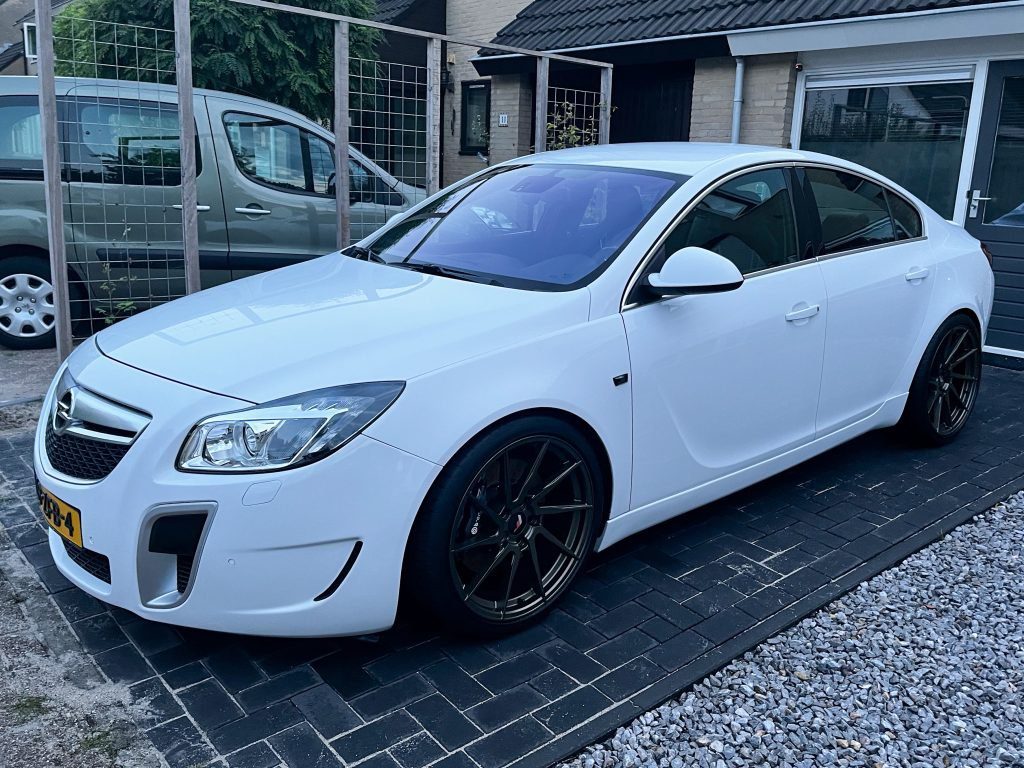 Opel Insignia OPC